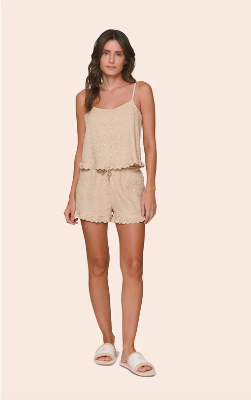 Short Doll Feminino com Alça Regulável, Bordados Florais e Shorts Touch Of Grace