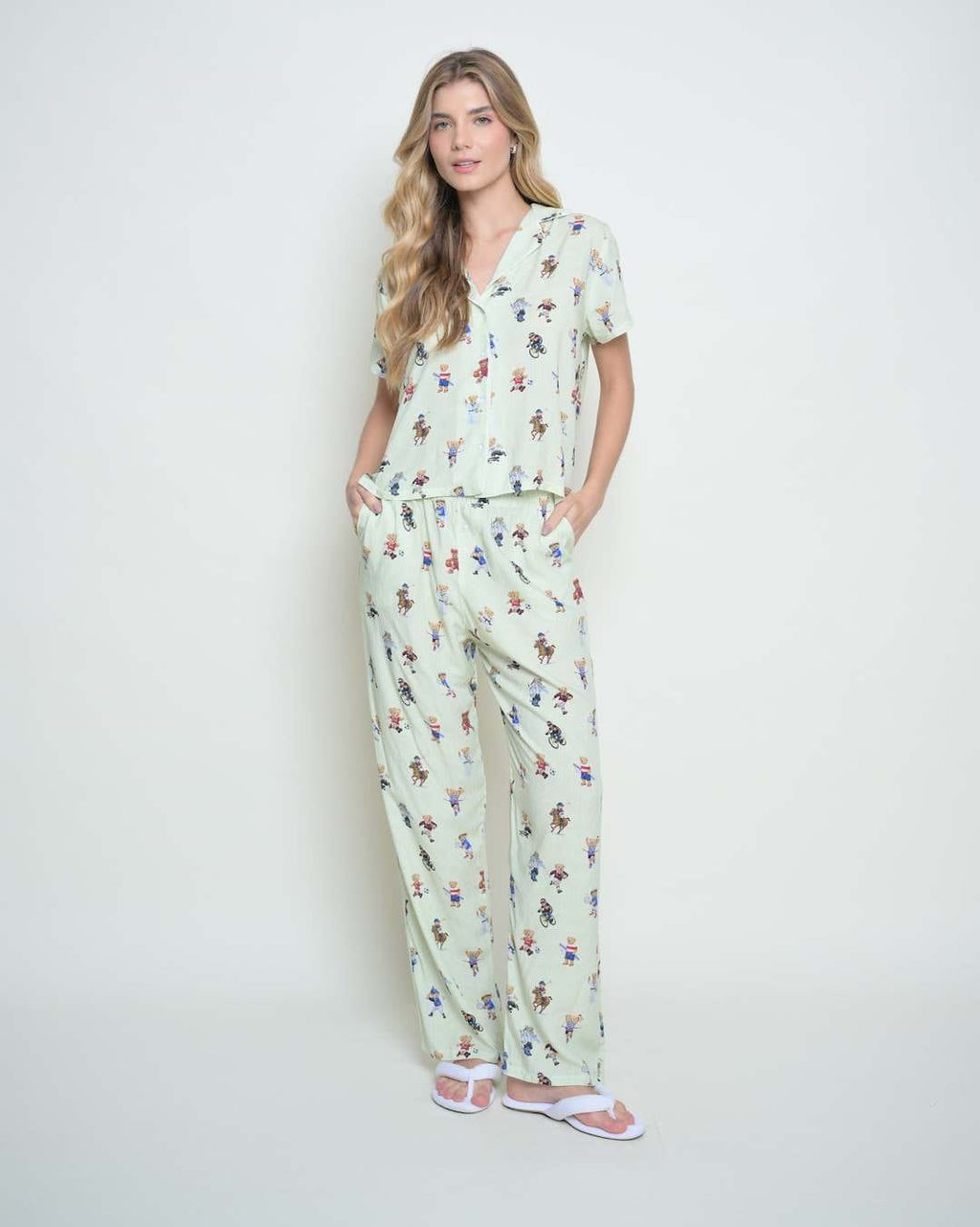 Pijama Feminino Verde de Botões Ursinho Turquesa