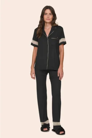 Pijama Aberto Feminino Camisa com Botões, Detalhes em Renda e Calça Reta Night Glam