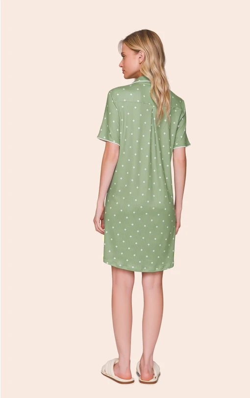 Camisola Feminina All Print Aberta Manga Curta com Botões e Bolso Minimalist - Imagem 2