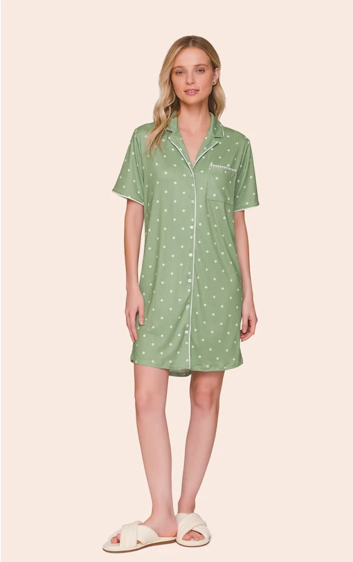 Camisola Feminina All Print Aberta Manga Curta com Botões e Bolso Minimalist - Imagem 3