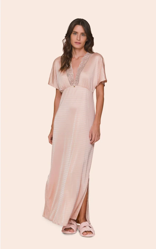 Camisola Kaftan Feminina Longa com Detalhes em Renda no Decote Dreamy Aura