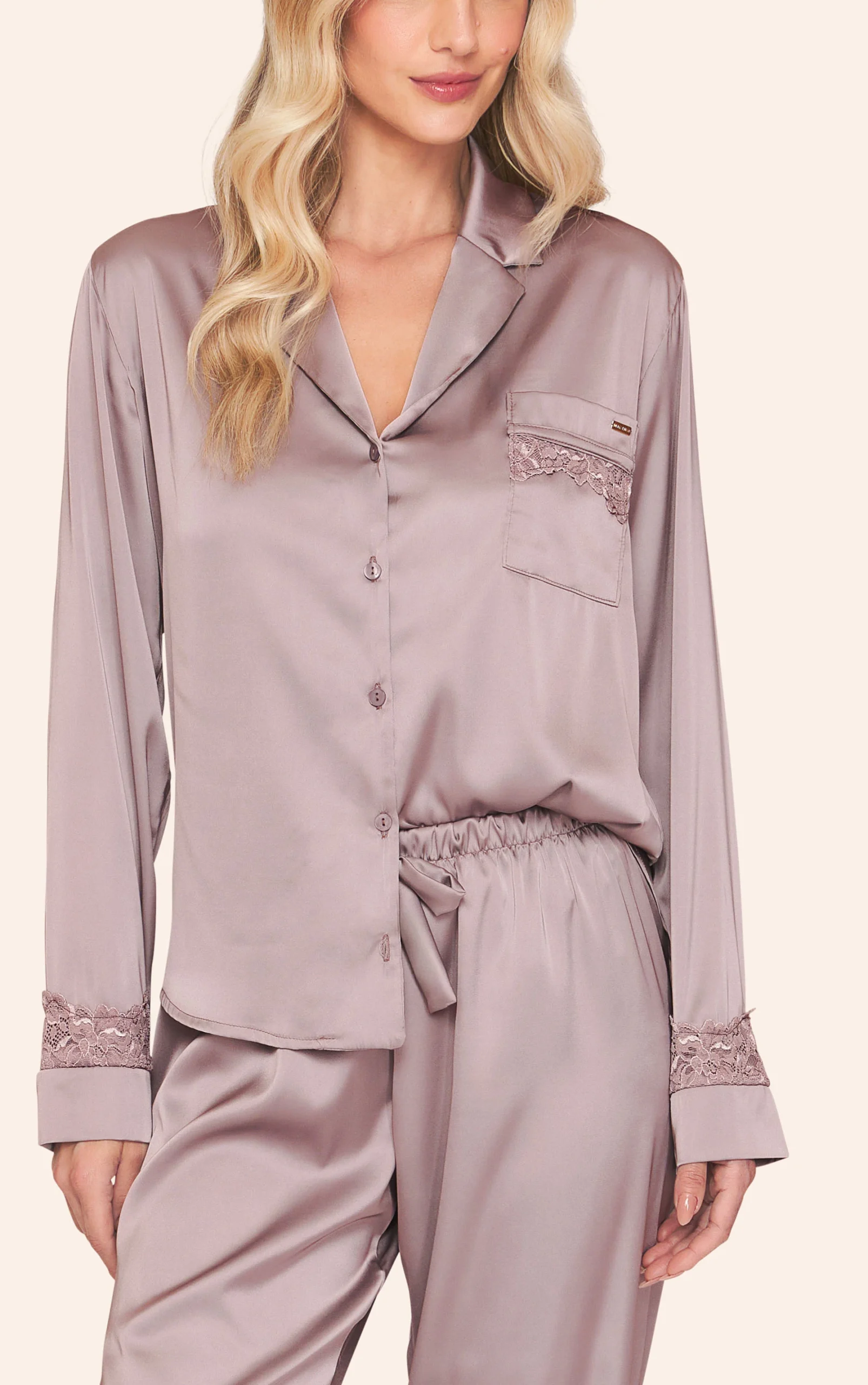 Pijama Aberto Feminino Longo em Satinê Stillness - Imagem 3