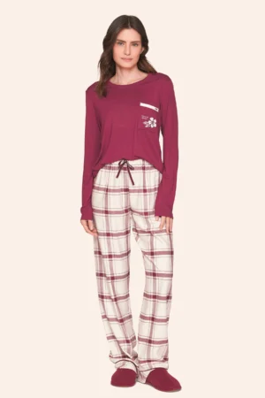 Pijama Comfort Feminino Xadrez com Bordado Vintage Bloom