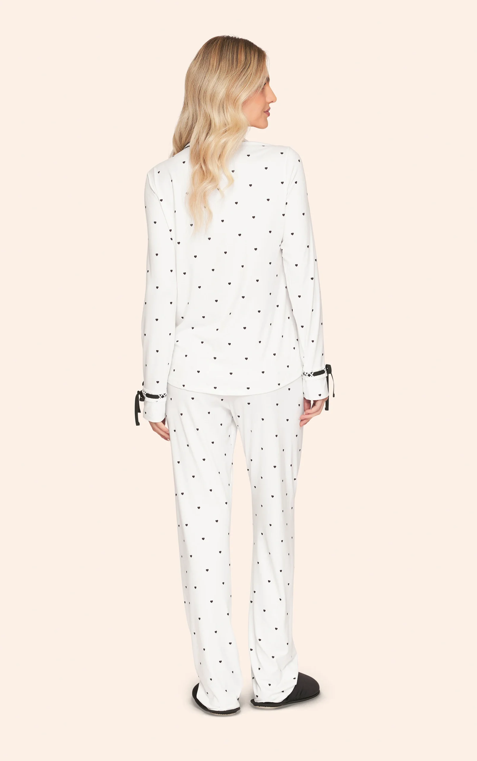 Pijama Aberto Feminino Longo com Detalhes em Renda e Amarração Gracious - Imagem 2